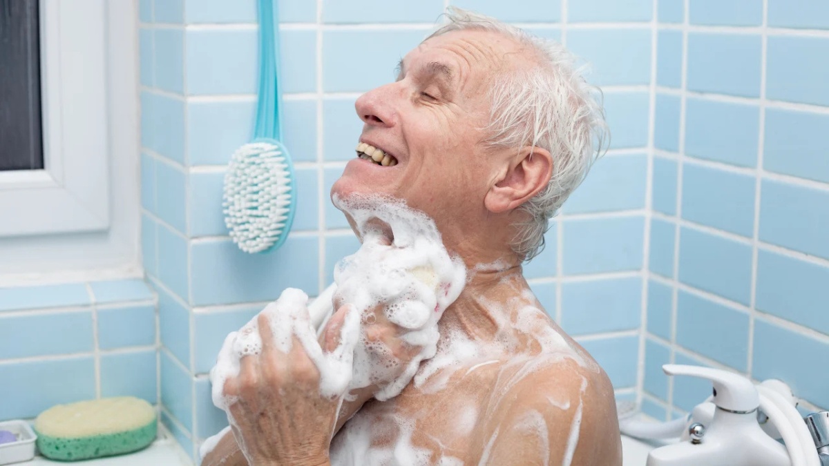 shower after 65 yo
